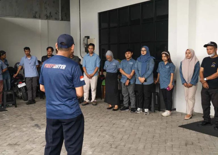 Pelatihan APAR Jadi Langkah Nyata Vape On Tingkatkan Keamanan Kerja